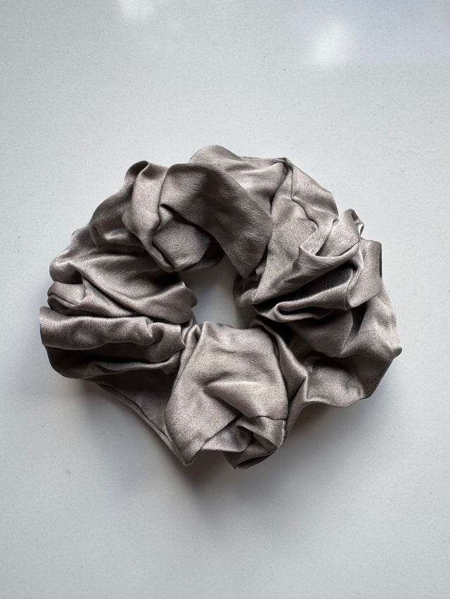 Silk Scrunchy - Velvet Mushroom