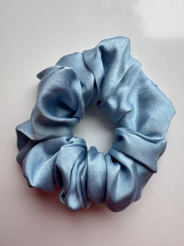 Silk Scrunchy - Celestia Blue